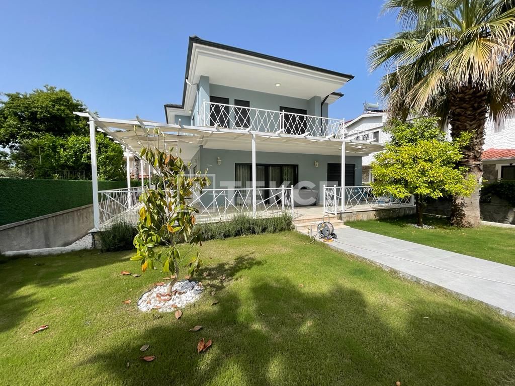 Property photo 3 of 23
