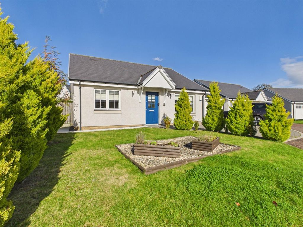 Property photo 1 of 16 Cam03924G0-Pr0204-Still014.Jpg