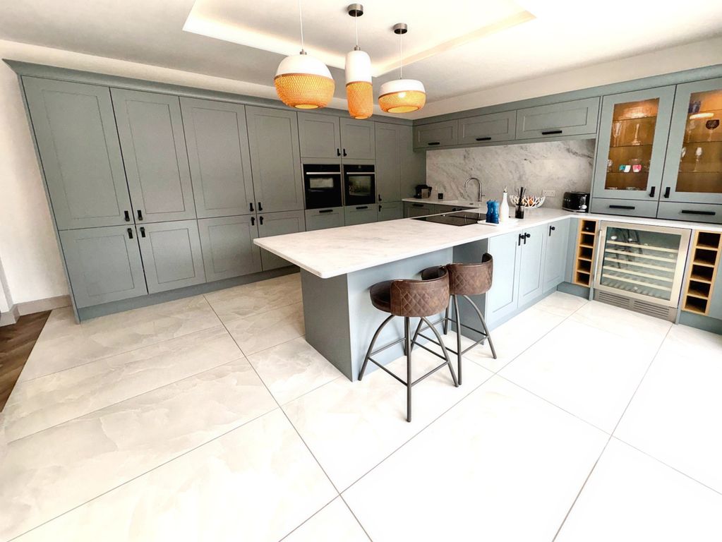 Property photo 3 of 26 4c4d24c4-Img_3300