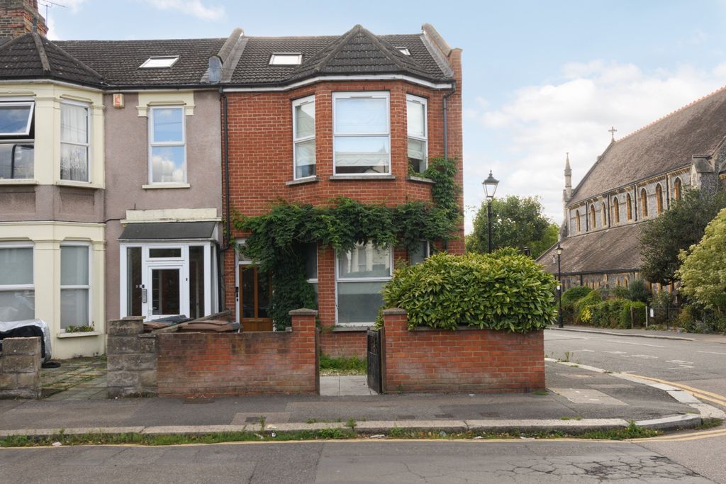 Property photo 1 of 14 5592280