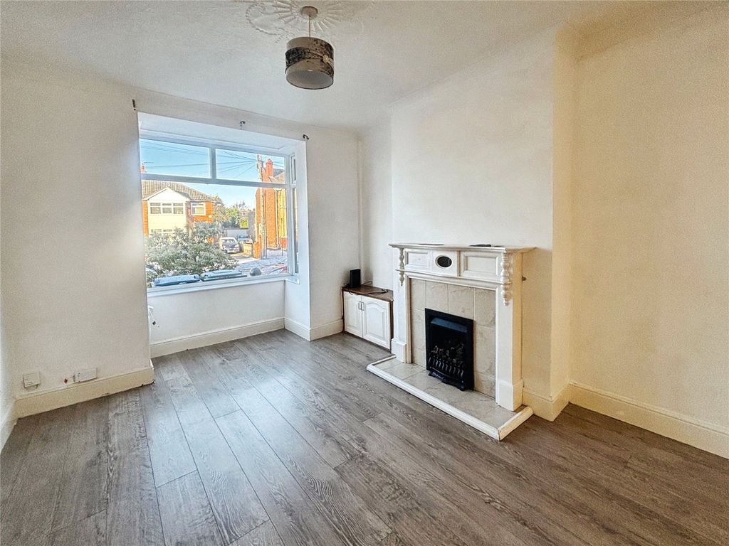 Property photo 2 of 11 Picture No. 07