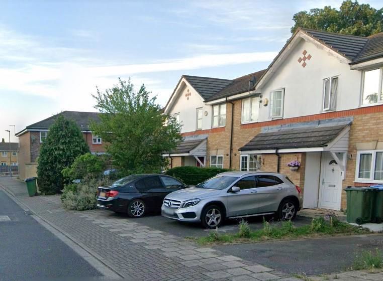 Property photo 1 of 3