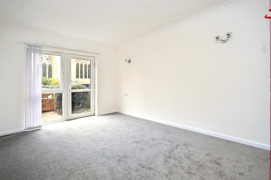 Property photo 2 of 7 Dsc_2351.Jpg