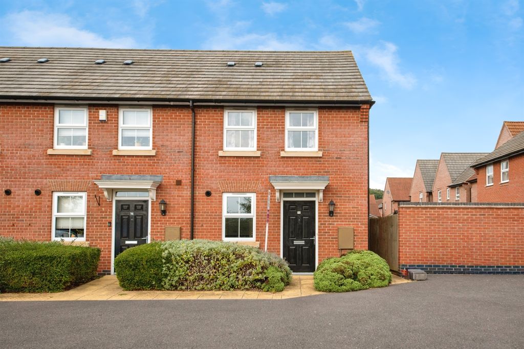 Property photo 1 of 17