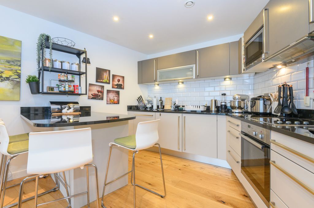 Property photo 3 of 14 _D786896-26