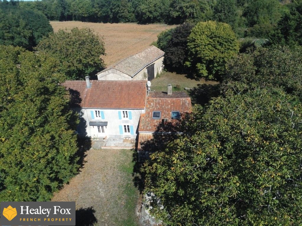 Property photo 2 of 44 1._Maison_Avec_Gte__Vendre_Poitou-Charentes_2_6Ab39032035dc