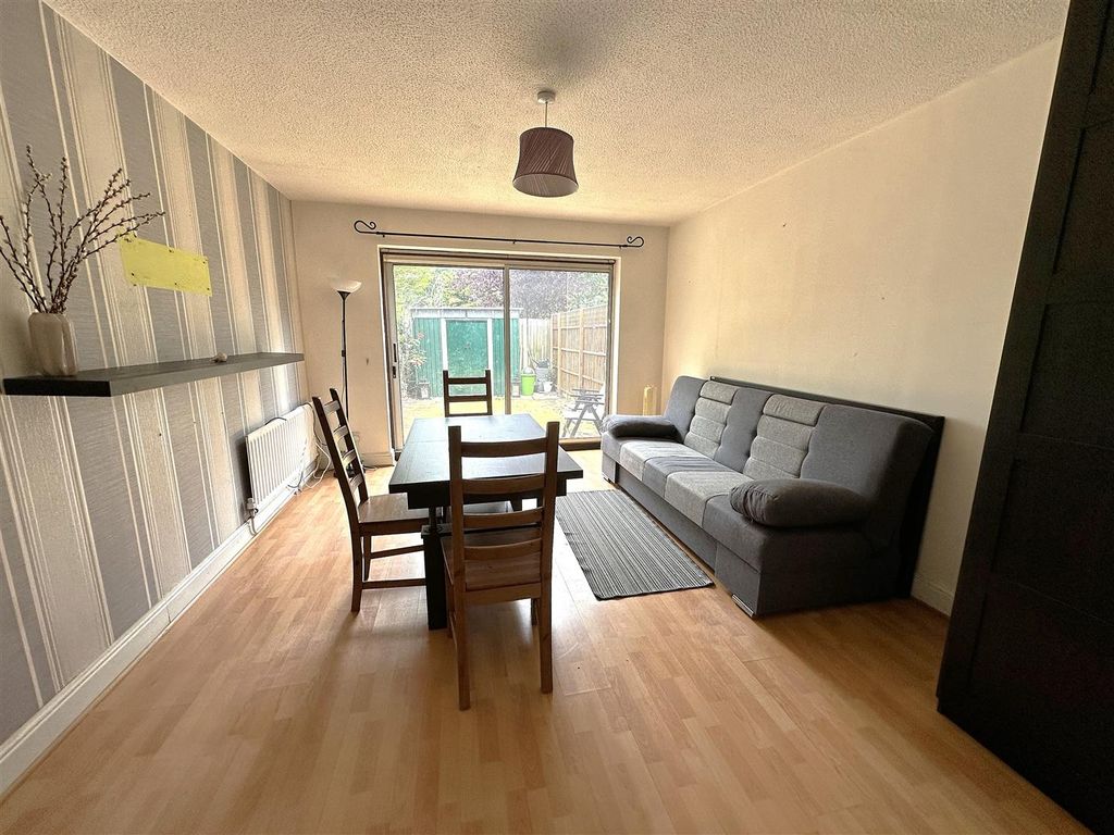 Property photo 3 of 5 Img_2727.Jpg