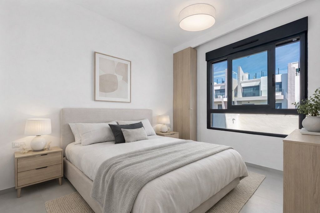 Property photo 3 of 26