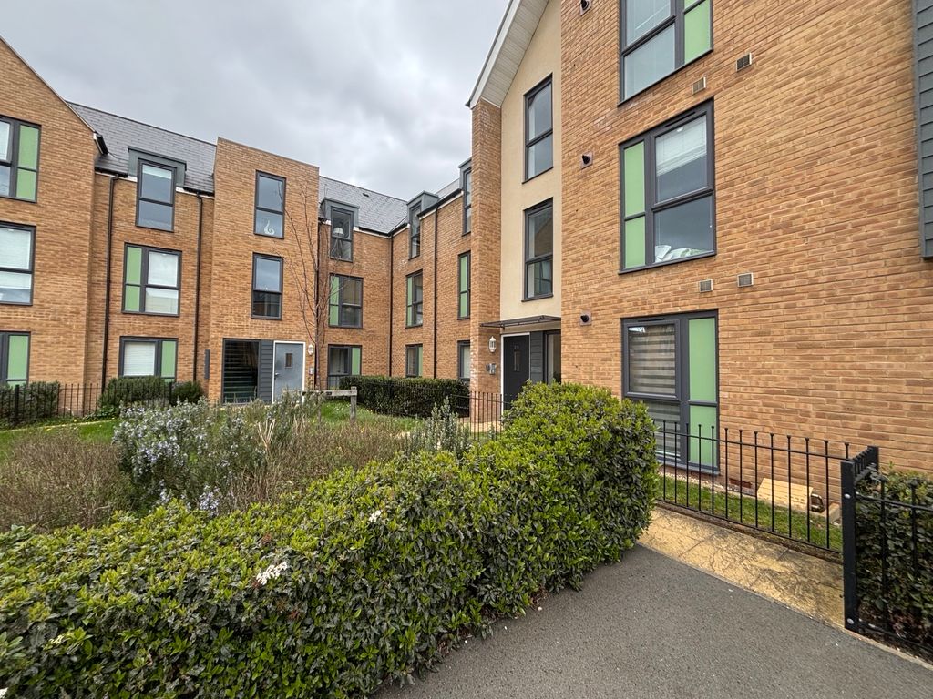 Property photo 1 of 6 Front