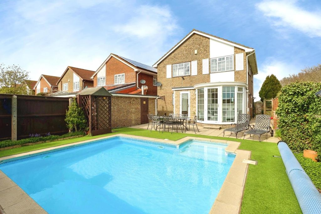 Property photo 2 of 26 Pbox-Img.Jpg