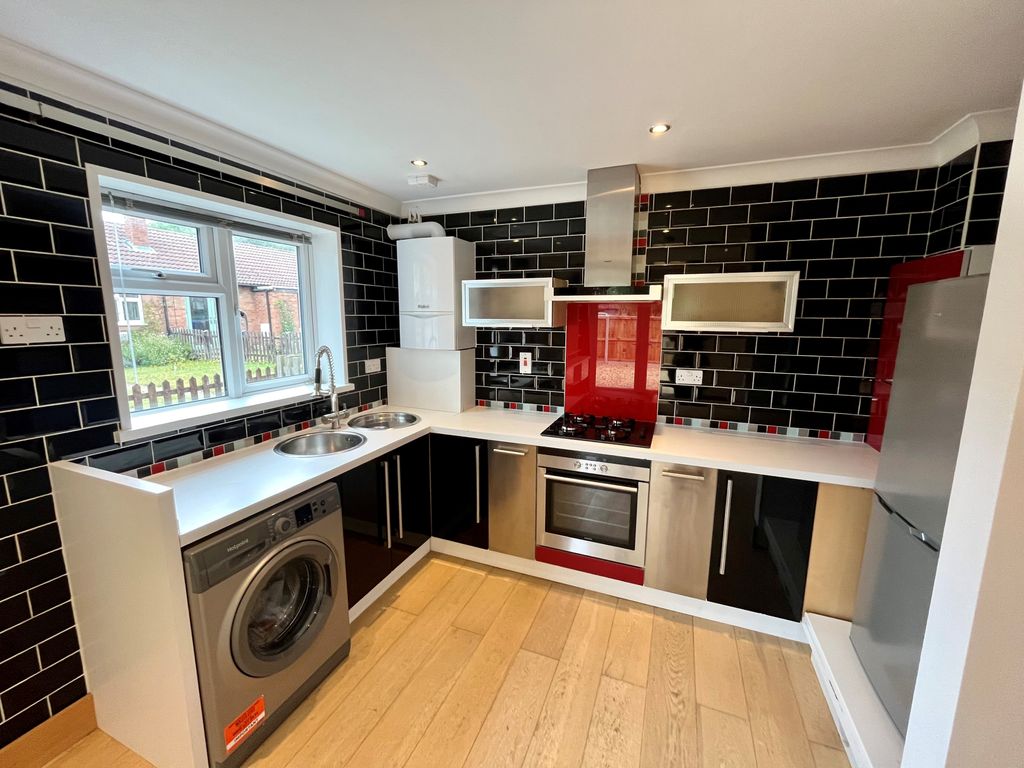 Property photo 3 of 10 Image