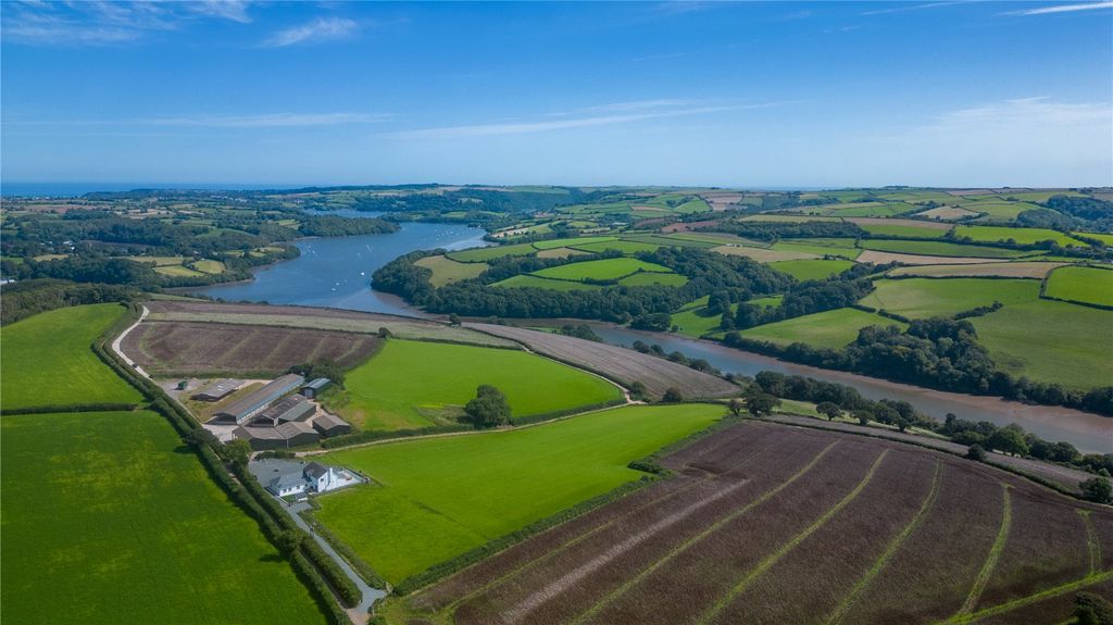 Property photo 1 of 20 Picture No. 03