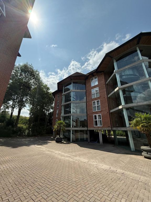 Property photo 1 of 7 Photo 3