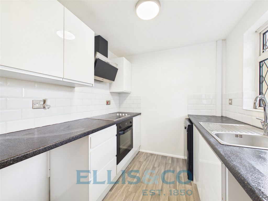 Property photo 2 of 10 Picture No. 10