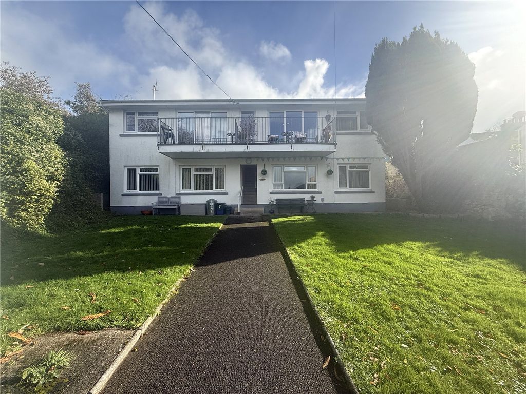 Property photo 1 of 8 Picture No. 17