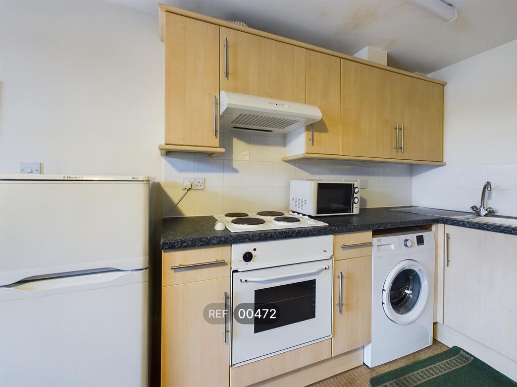 Property photo 1 of 10 Kitchen &amp; Living Area