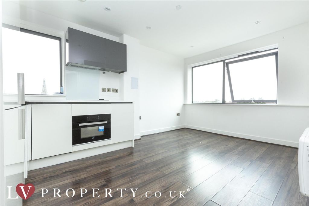 Property photo 2 of 9 N5.Jpg