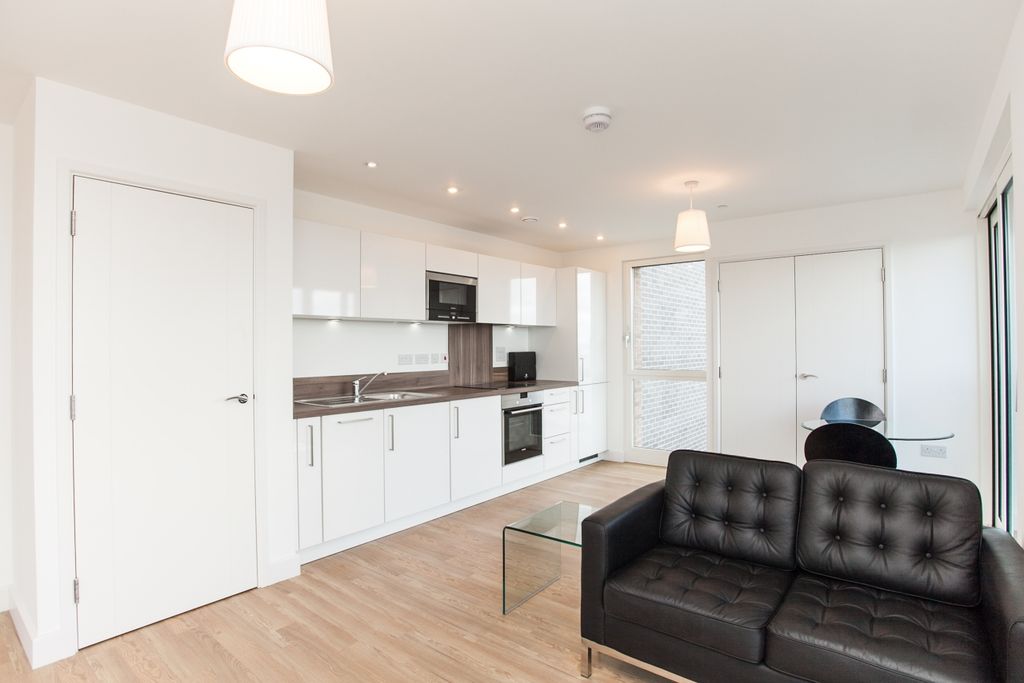 Property photo 2 of 7 Reception (2)