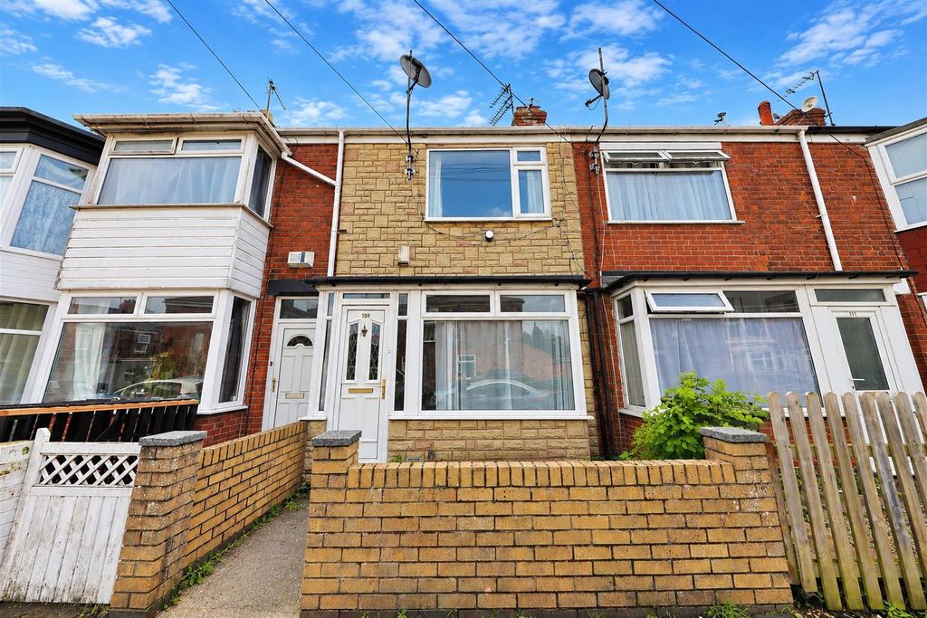 Property photo 1 of 18