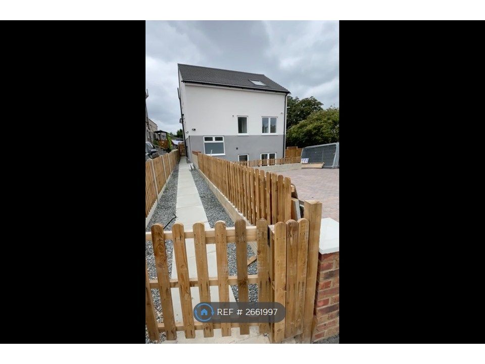 Property photo 1 of 20 Front Of The House