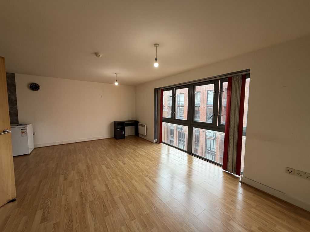 Property photo 3 of 6