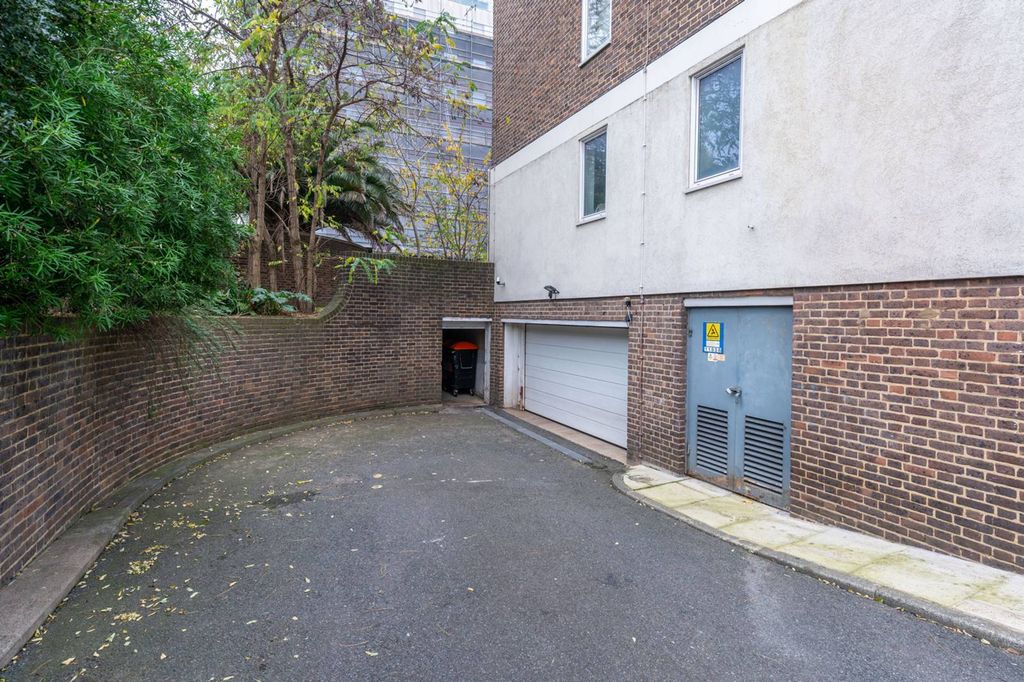 Property photo 2 of 2