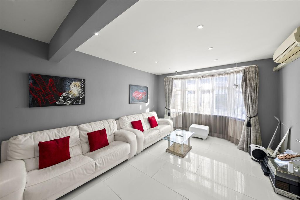 Property photo 2 of 20 Dsc_9097.Jpg