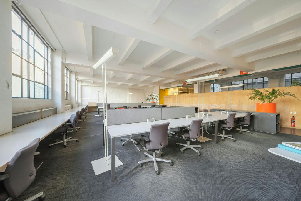 Property photo 2 of 6 Db188206Ddef9Eb9252d641A8571Cb5c12311892.Jpg