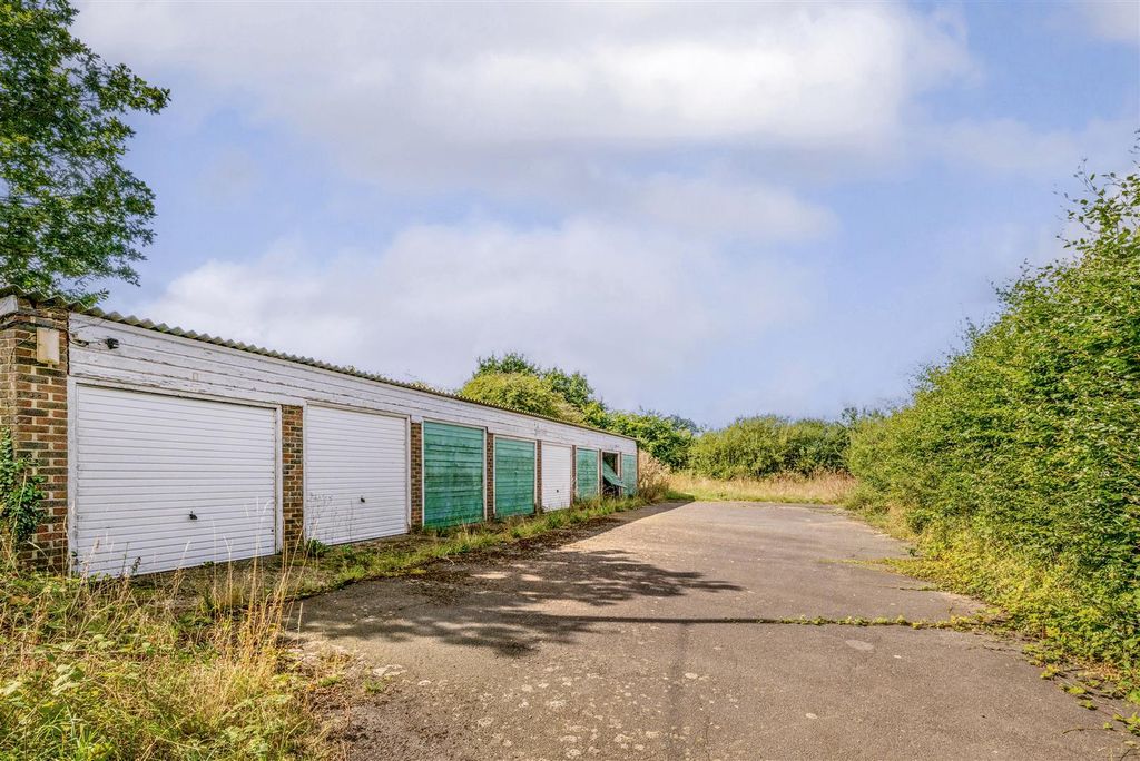 Property photo 1 of 8 Henfield Garages -1.Jpg