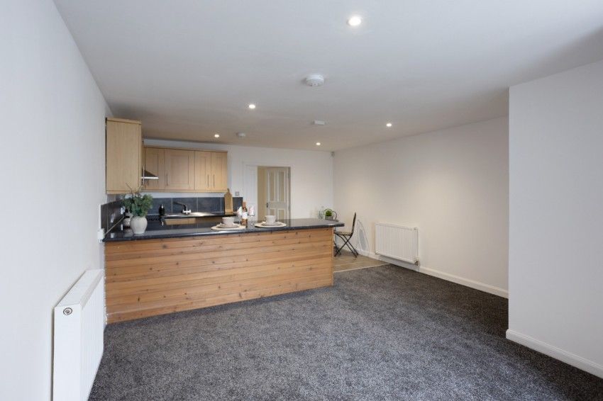 Property photo 3 of 11 Photo 2