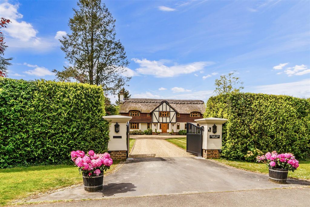 Additional image 43 of 5 bed detached house for saleRickman Hill Road, Chipstead, Coulsdon CR5
