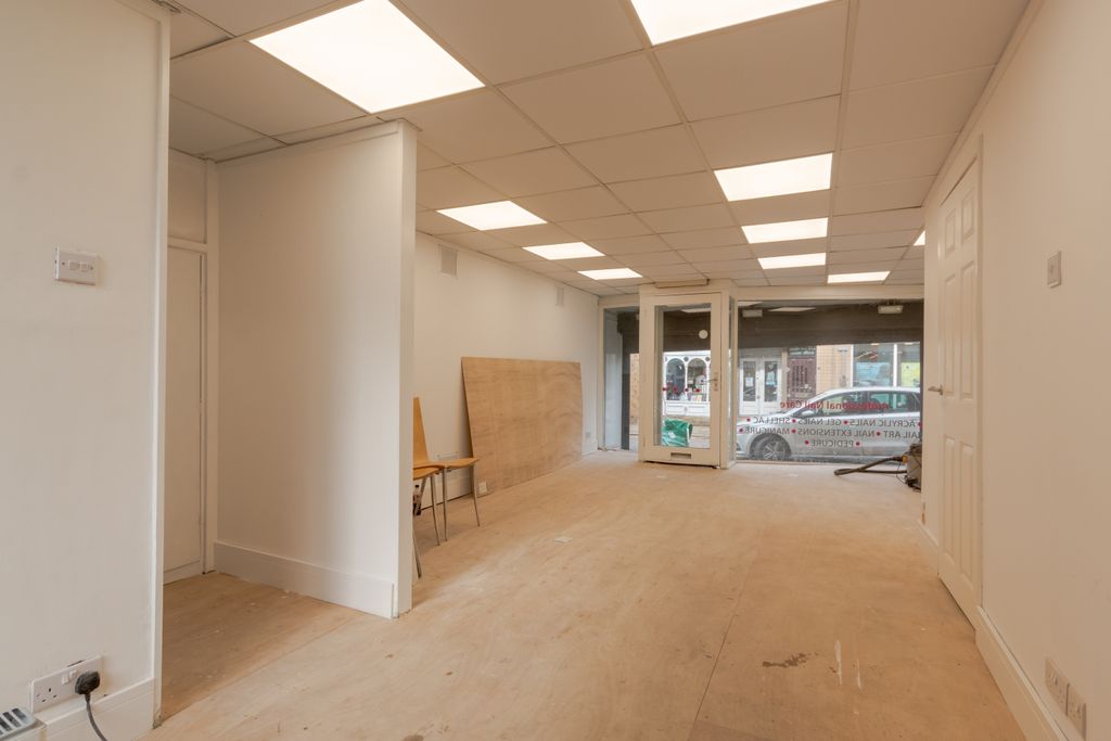 Property photo 2 of 7