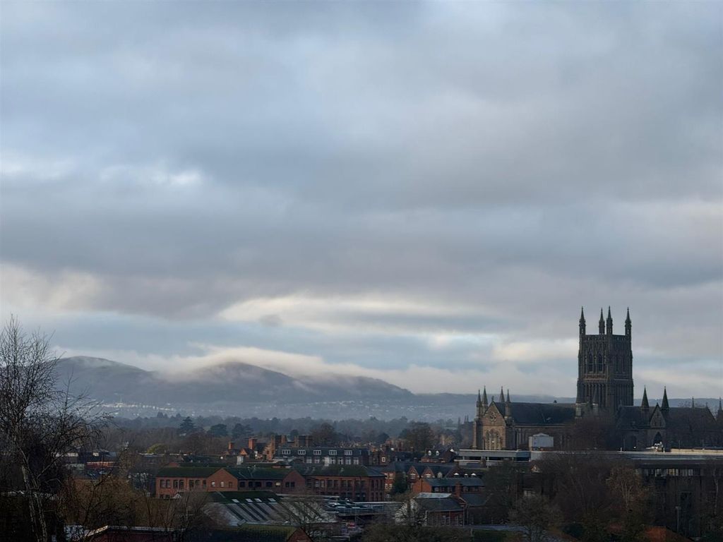 Property photo 2 of 15 5Efa2d4c-3Df1-4947-8Bb6-1cd7209d40Bf.Jpg