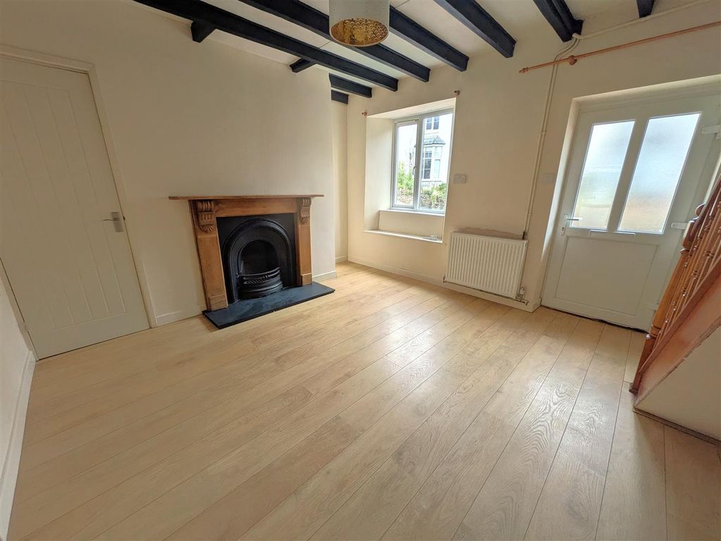 Property photo 3 of 12 Living Room.Jpg