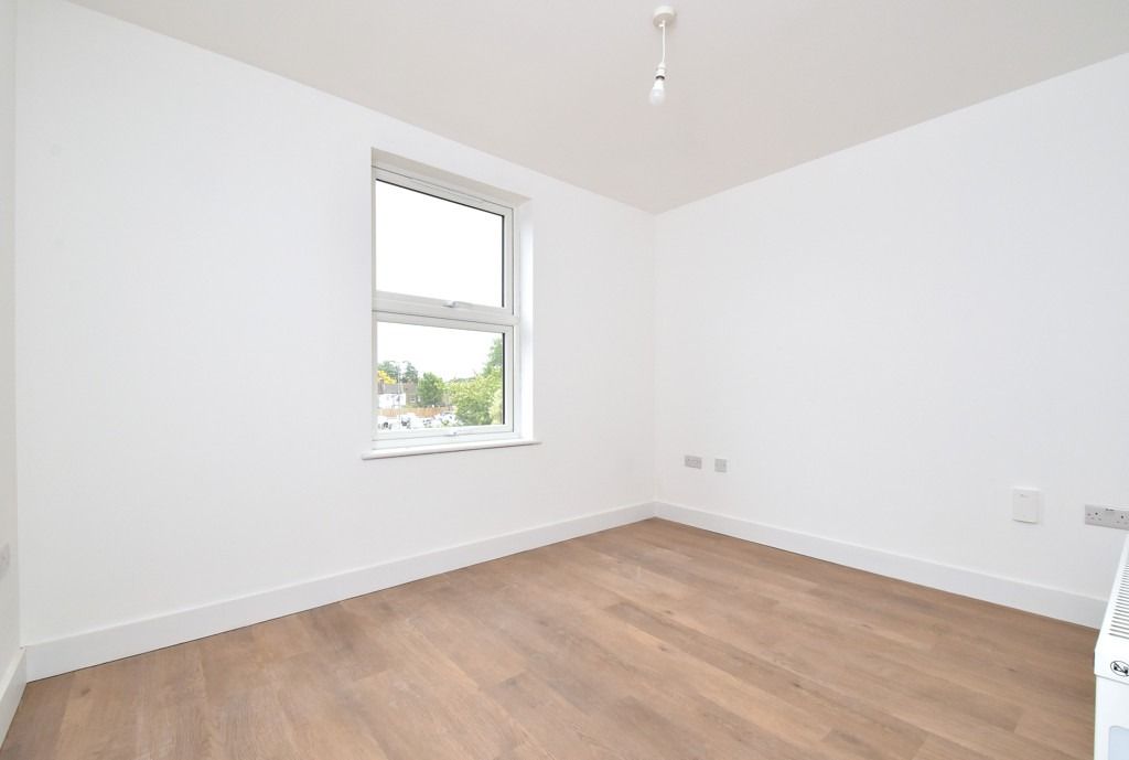 Property photo 3 of 6 4940722