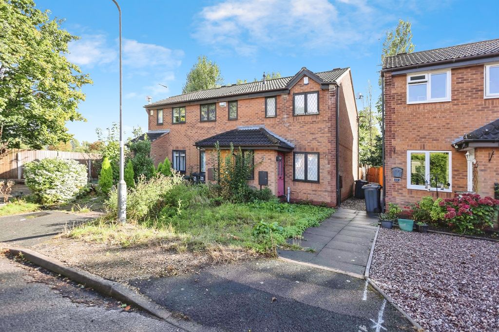 Property photo 2 of 17
