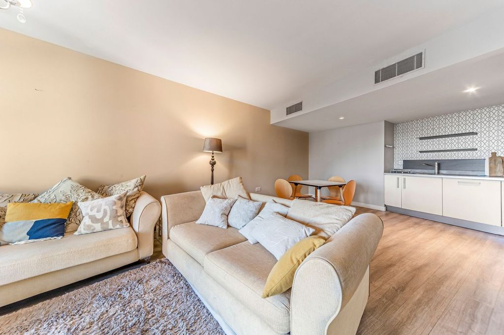 Property photo 3 of 9 Picture No. 02