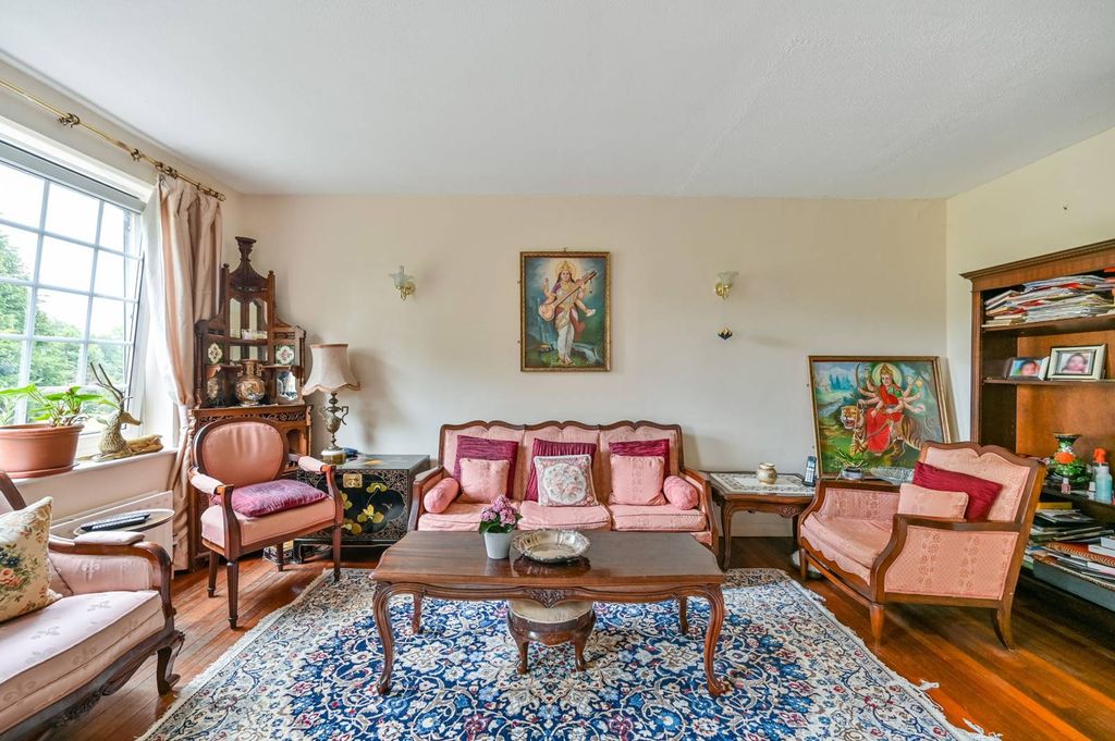 Property photo 1 of 14
