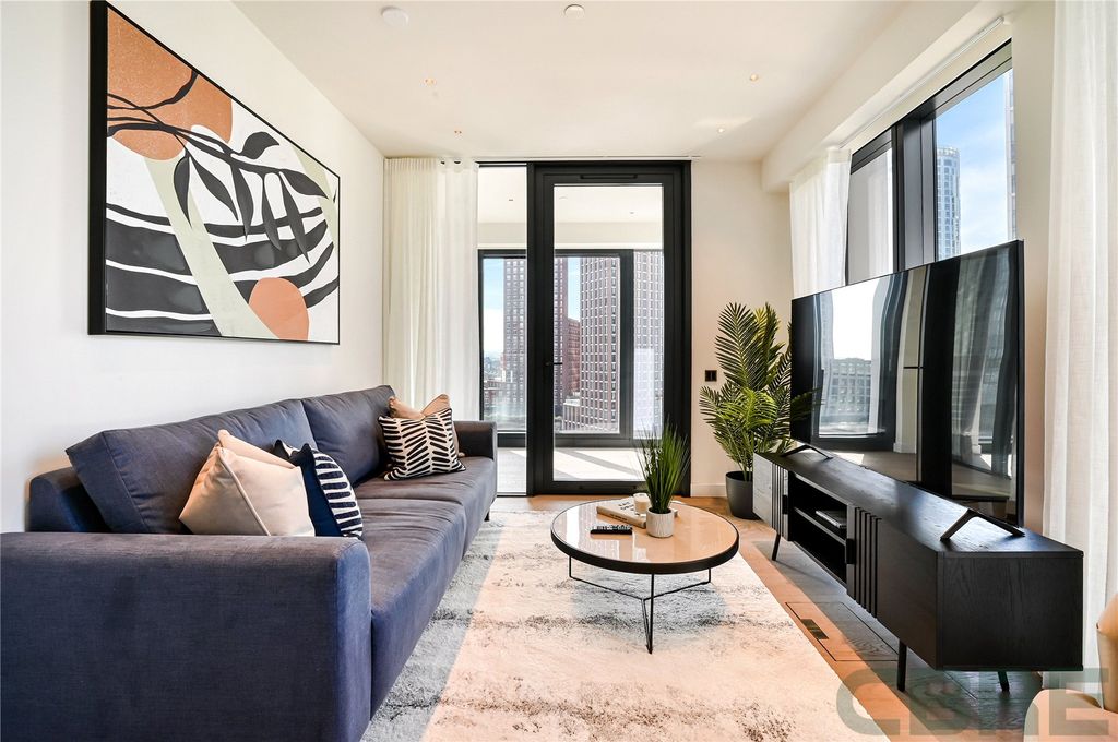 Property photo 2 of 24 Picture No. 09