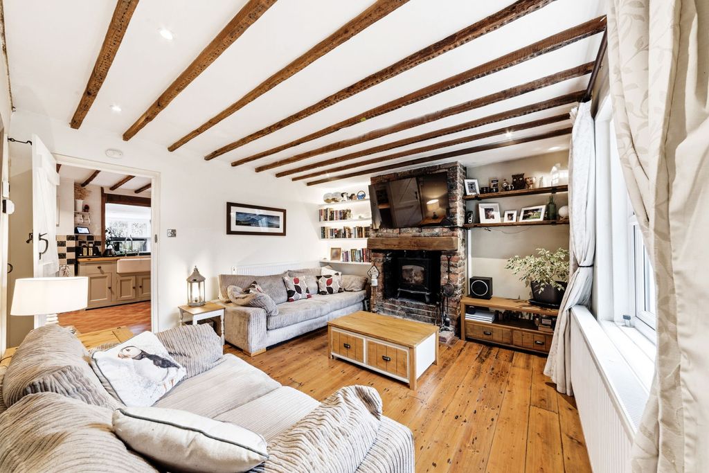 Property photo 2 of 30