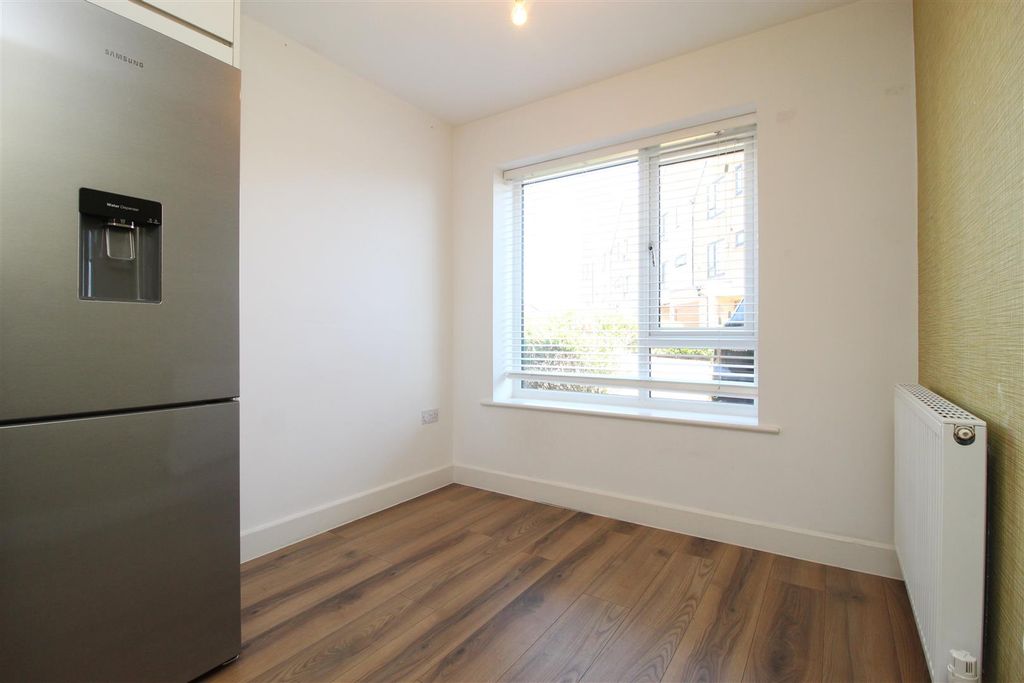 Property photo 3 of 14 Img_2827.Jpg