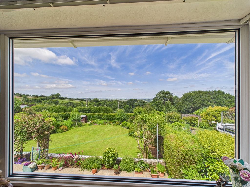 Property photo 2 of 14 Picture No. 07