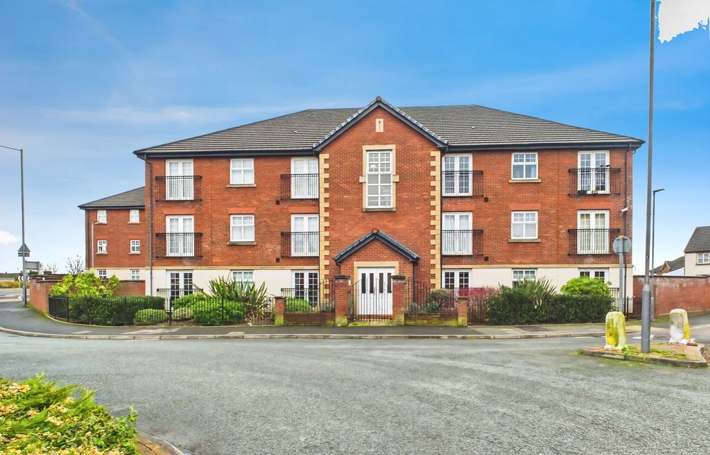 Property photo 1 of 15