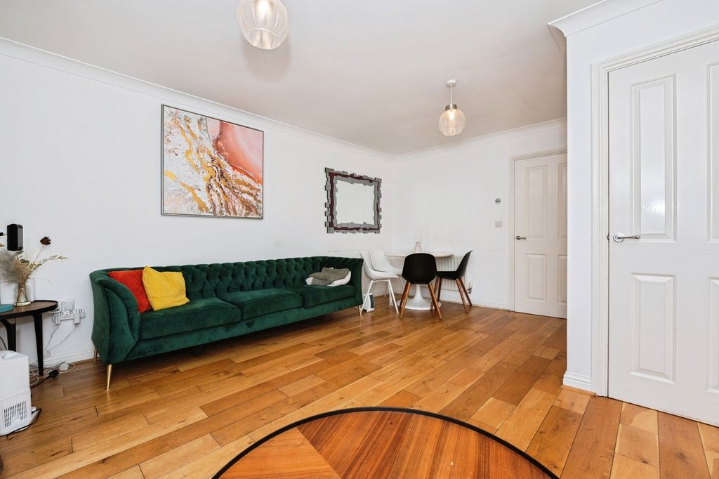 Property photo 3 of 14 Pbox-Img.Jpg