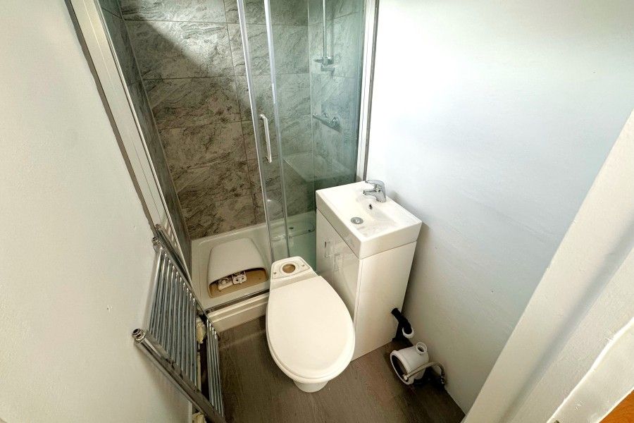 Property photo 3 of 3