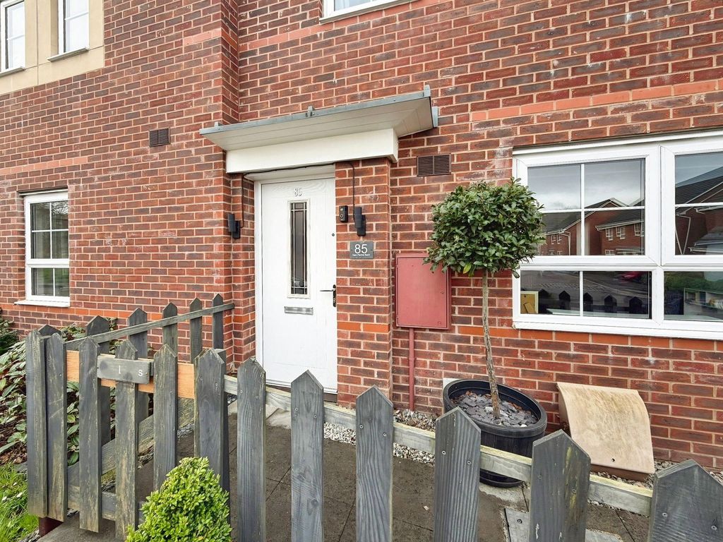 Property photo 3 of 33