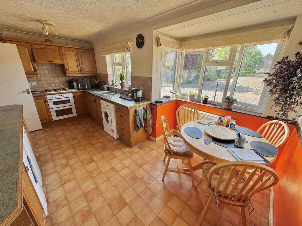 Property photo 3 of 15