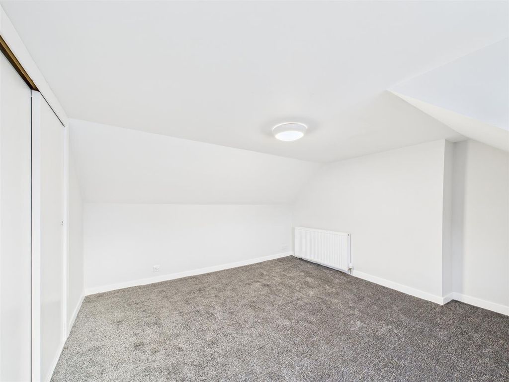 Property photo 2 of 10 Cam01486G0-Pr0926-Still006.Jpg