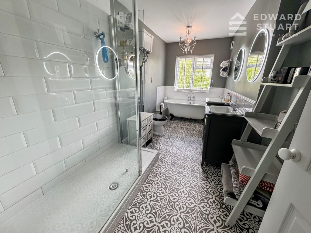 Property photo 3 of 20 Property Image