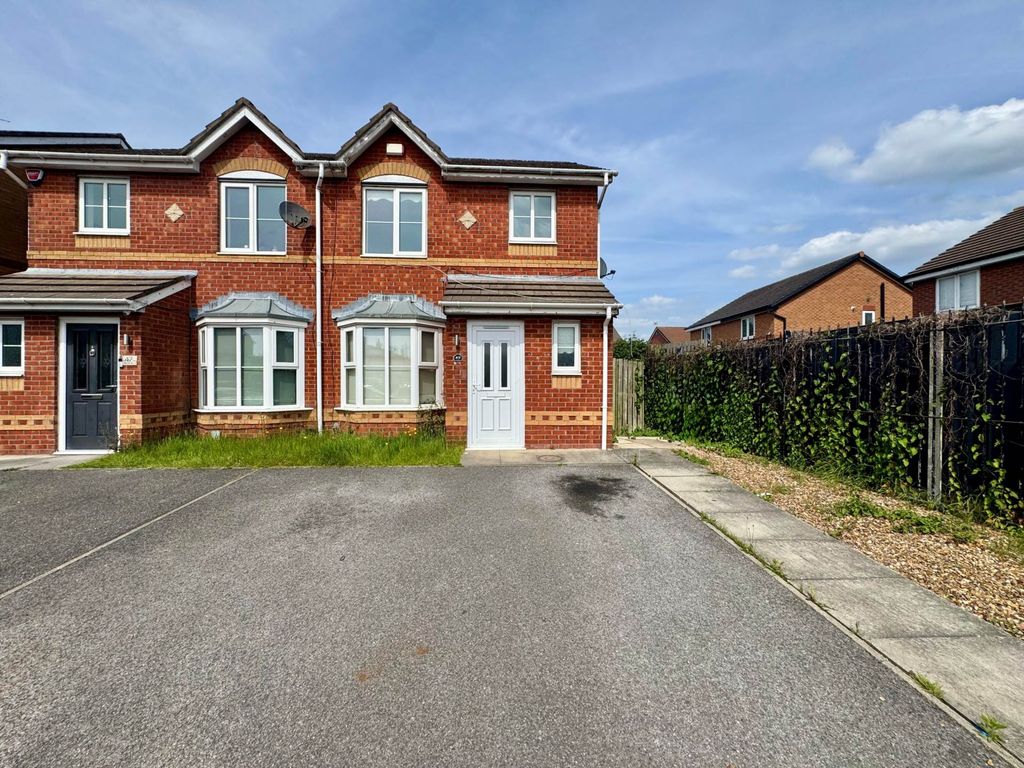 Property photo 1 of 11